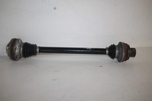 17805545 – 8R0501203D – Antriebswelle links hinten