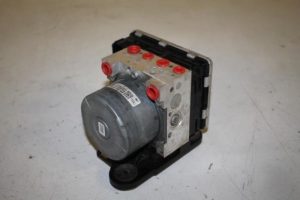 17819908 – 8V0614517C – ABS Pumpe