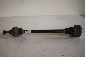 17806180 – 8R0501203C – Antriebswelle links hinten