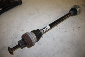 17823753 – 8K0501203M – Antriebswelle links hinten