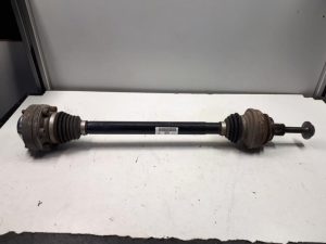 21865127 – 8W0501203E – Aandrijfas links-achter