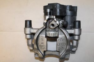 17794479 – 5Q0615405AM – Bremszange links hinten
