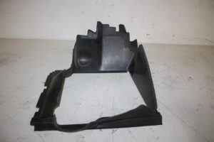 17823648 – 4L0117336F – Luchtgeleider