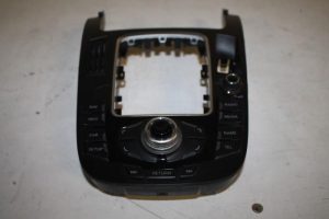 17803625 – 8T0919609FWFX – Regelunit Multi Media