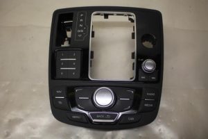 17801151 – 4G1919610 – Regelunit Multi Media