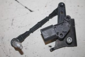 17809663 – 8W0941309C – Xenon hoogteregelaar