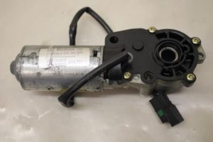 17797343 – 0390201629 – Sitzmotor