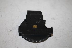 17805194 – 4H0820911A6PS – Luchtrooster Dashboard