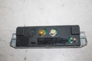 17805691 – 8T0035225AA – Antenne Versterker