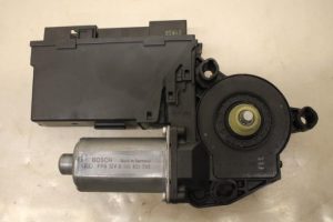 17796248 – 8H2959801D – Fenstermotor Tür