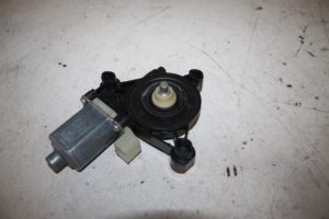 17823902 – 8W0959802 – Raammotor Portier
