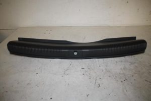 17816800 – 8T08634714PK – Abdeckung Stürmer Keil hinten