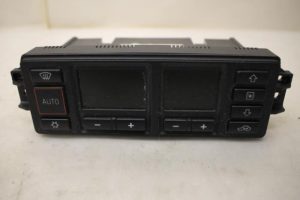 17796380 – 8L0820043DB98 – Climatronic Paneel