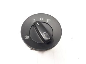 21137436 – 1Z0941431B3X1 – Light switch