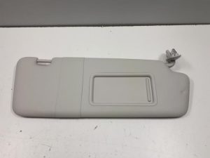 20298720 – 8K0857552CW86 – Sonnenblende