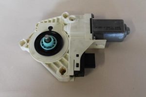 17788086 – 4F0959801B – Door window motor