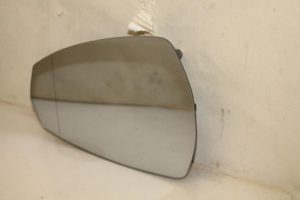 17799768 – 8V0857535B – Spiegelglas links