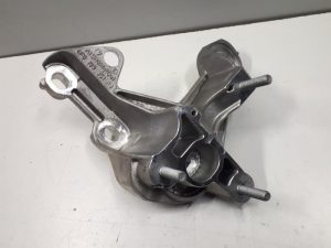 19784446 – 4F0199351AJ – Engine mount