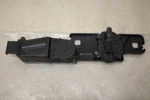 17797694 – 4H0827383 – Sluithulpmotor achterklep