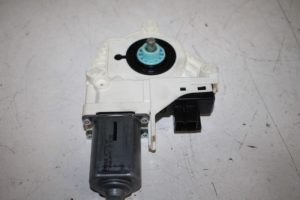 17815857 – 4F0959802D – Door window motor