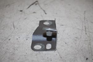 17813702 – 4G8809321 – Schermdrager links-voor