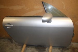 17799368 – 8N0831052C – Portier 2Deurs rechts