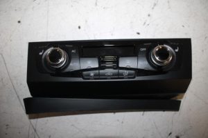 17810780 – 8K1820043TXZF – Climatronic Panel