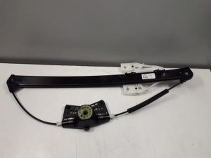 20791976 – 83A839462 – Rear door window mechanism 4-door, right