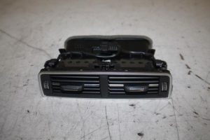 17814873 – 4M0819203C6PS – Lüftungsgitter hinten