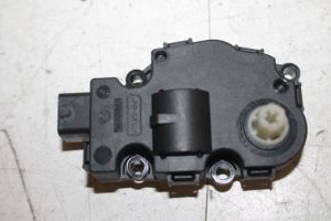 17812557 – 8K0820511C – Heater valve motor