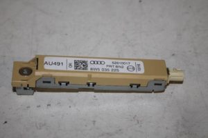 17818404 – 8W5035225 – Antenna Amplifier