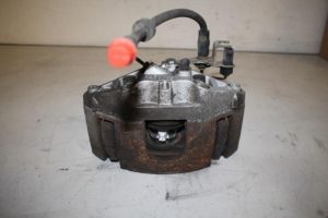 17827181 – 4E0615124A – Remklauw (Tang) rechts-voor