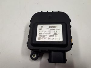 20554325 – 8D2820511C – Kachelklep Motor