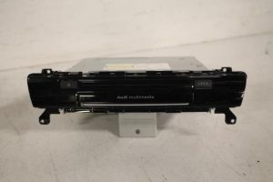 17812877 – 4G0035666G – Regelunit Multi Media