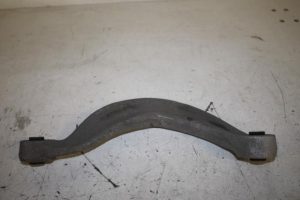 17813861 – 8K0505324H – Draagarm boven rechts-achter