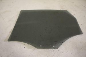 17824798 – 8R0845206G – Rear door window 4-door door, rear right