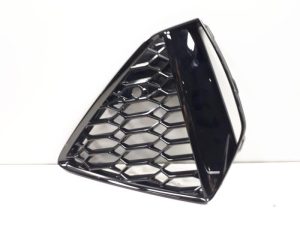 20588353 – 4K8807681DT94 – Bumper Rooster