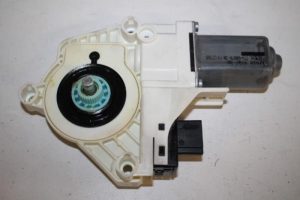 17802202 – 4F0959801F – Door window motor