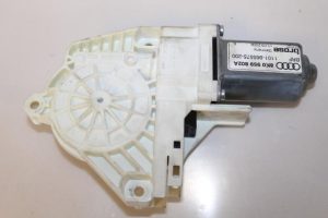 17791516 – 8K0959802A – Door window motor