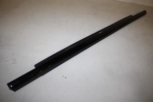 17820120 – 8V5853764A – Portierlijst