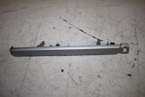 17807434 – 4G1853189R66 – Dashboard sierlijst