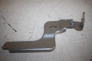 17808924 – 4G9864199A – Steun (diversen)