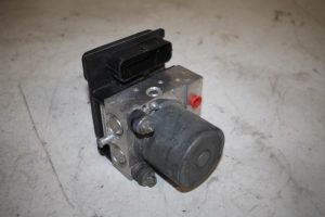 17824315 – 8E0614517BF – ABS Pumpe