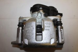 17794245 – 8K0615403E – Remklauw (Tang) links-achter