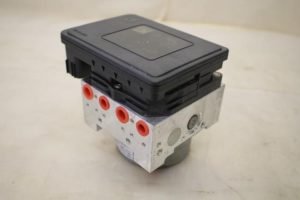 17797893 – 5Q0614517K – ABS Pumpe