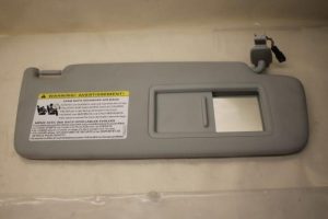 17797162 – 8V5857552DFT9 – Zonneklep