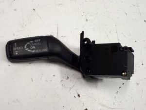 19027044 – 4E09535214PK – Cruise Control Bediening