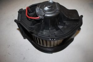 17827712 – 4F0820020A – Kachel Ventilatiemotor