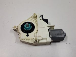 19325901 – 4F0959802A – Door window motor