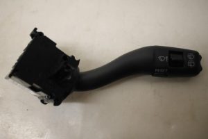 17796506 – 4E0953503C4PK – Ruitenwis Schakelaar